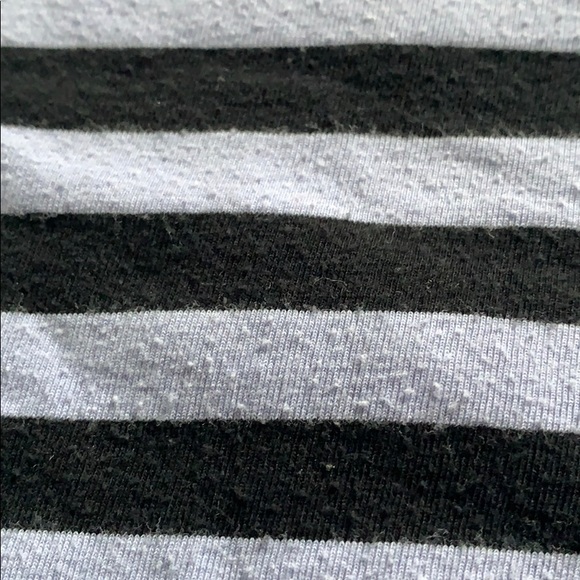 Long sleeve t-shirt. - Picture 4 of 4